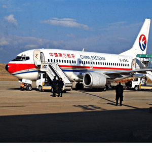 若羌楼兰机场货运航空快运业稳步发展的原因是什么？